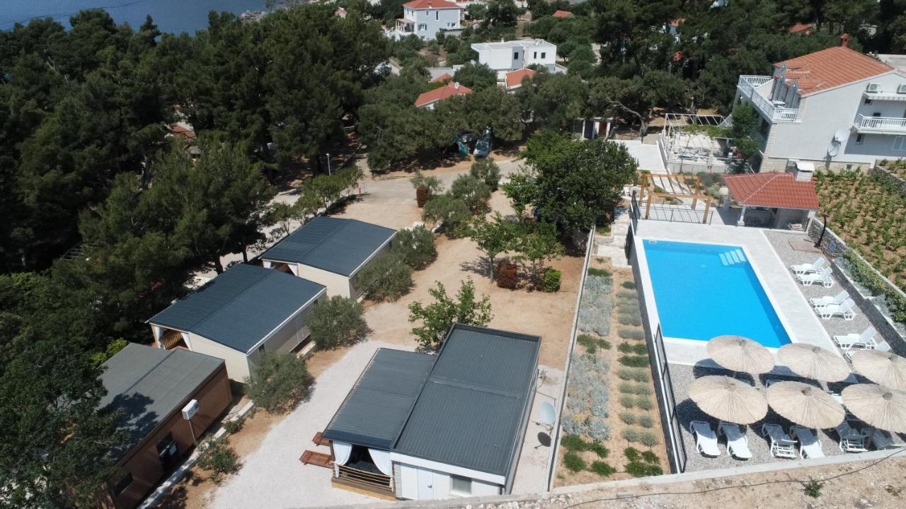 New Adria Mobile Home - Camp Vala โอเรบิก ภายนอก รูปภาพ