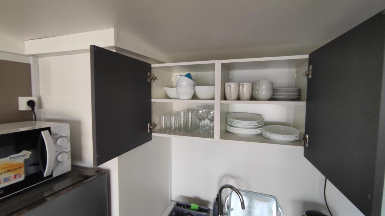 New Adria Mobile Home - Camp Vala โอเรบิก ภายนอก รูปภาพ